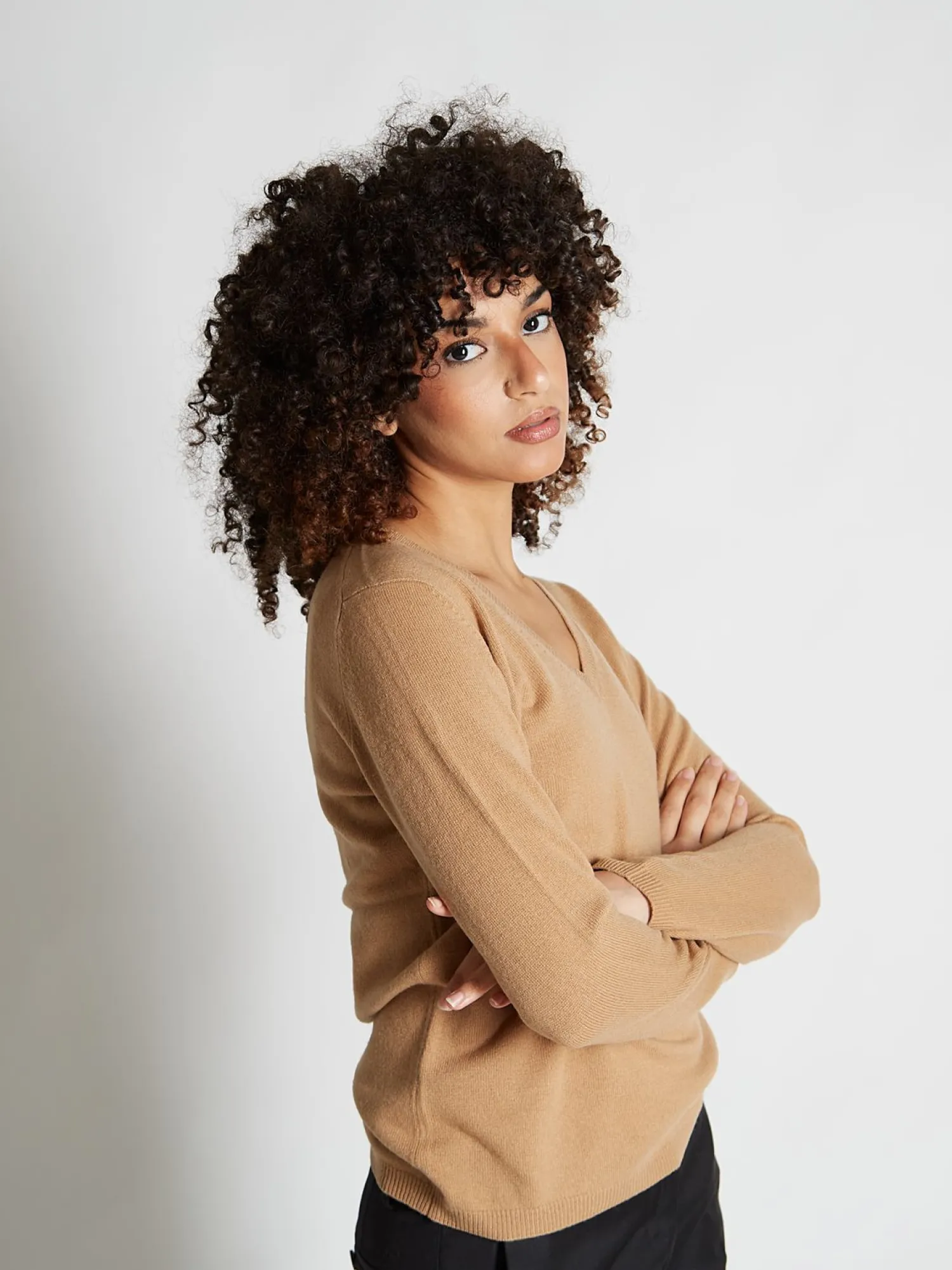 Femme Bruce Field Pull fermme col V en laine et cachemire jauge 12 Maeva