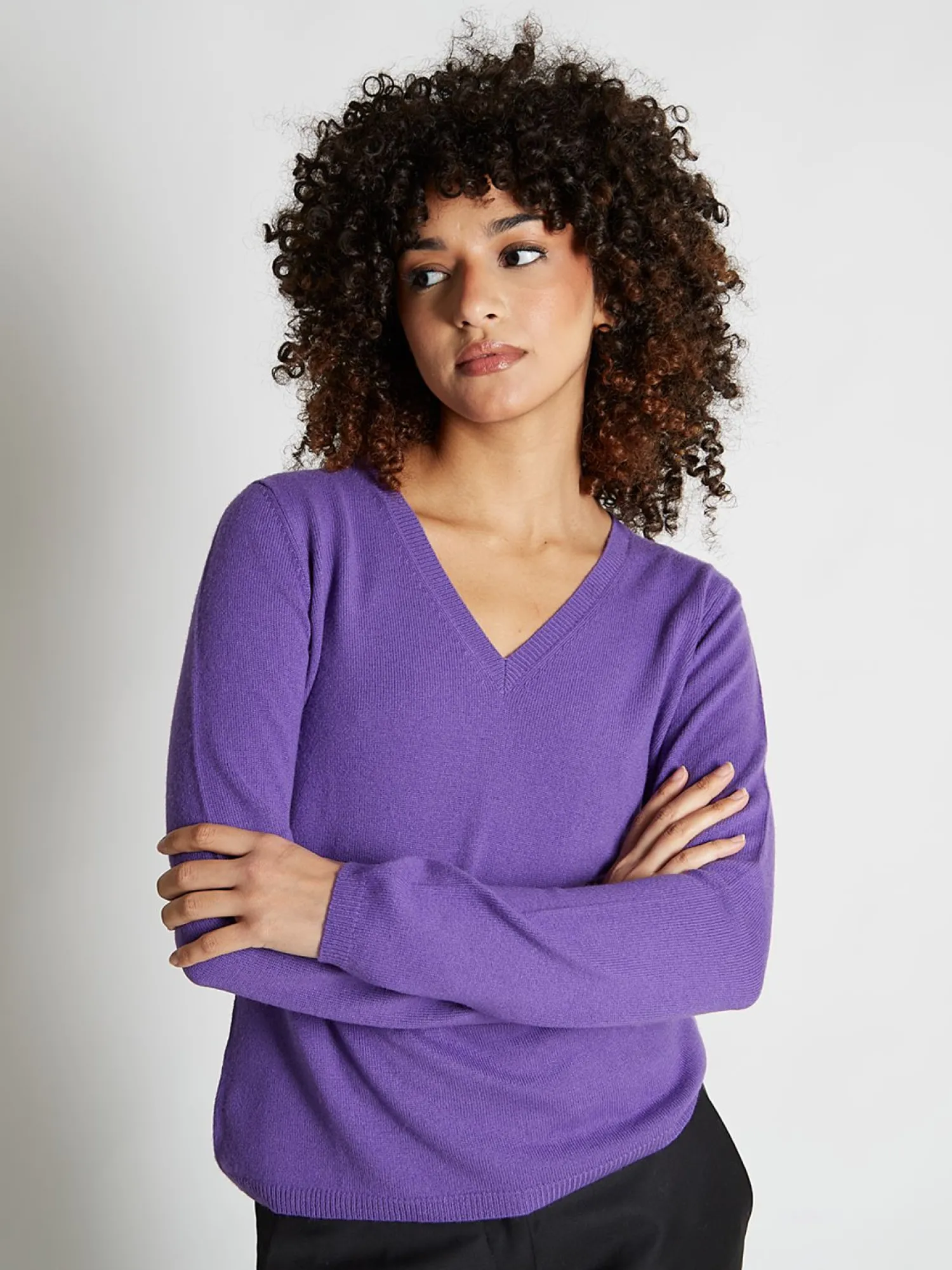 Femme Bruce Field Pull fermme col V en laine et cachemire jauge 12 Maeva