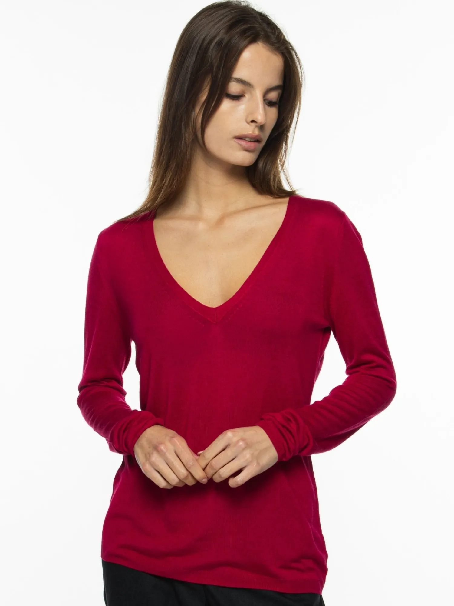 pull_maille_virginie_en_bambou_cachemire_col_v_2-3.webp Femme Bruce Field Pull maille Virginie en bambou cachemire col V